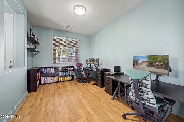 6806 W HARWELL Road, Laveen, AZ 85339