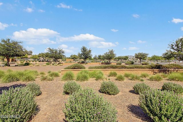 6806 W HARWELL Road, Laveen, AZ 85339