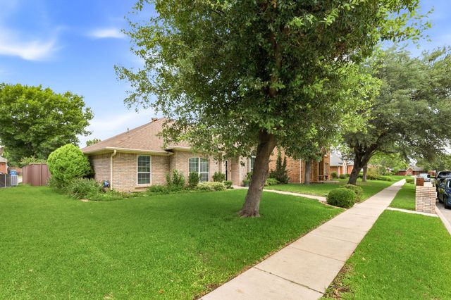 2058 Hillshire Drive, Lewisville, TX 75067