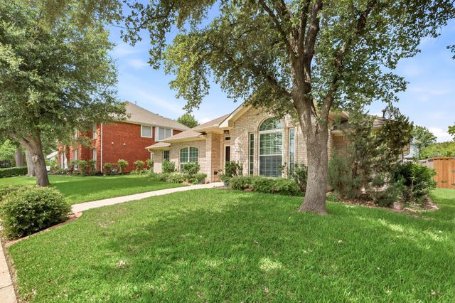 2058 Hillshire Drive, Lewisville, TX 75067