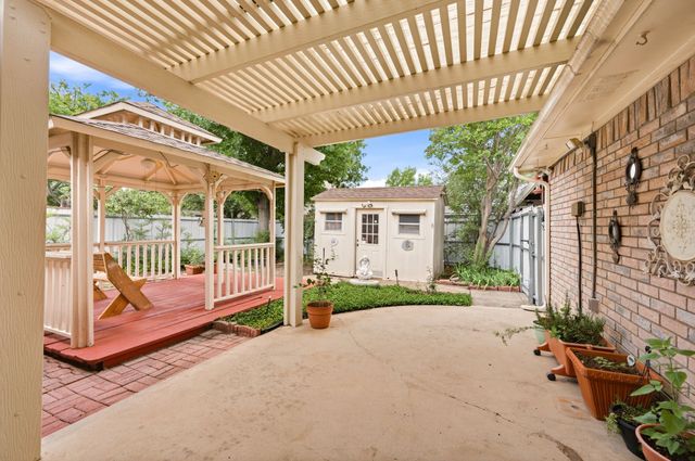 2058 Hillshire Drive, Lewisville, TX 75067