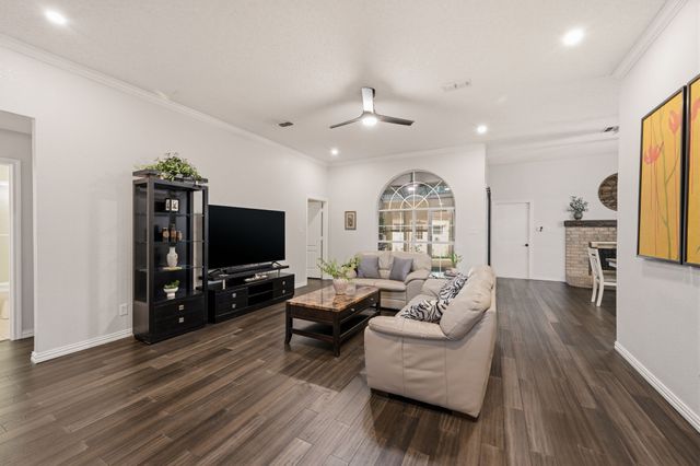 2058 Hillshire Drive, Lewisville, TX 75067