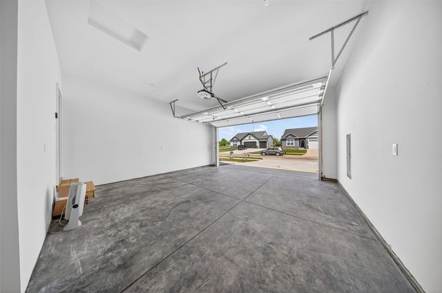 1285 Pricilla Court, North Liberty, IA 52317
