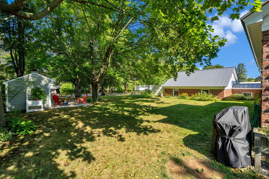 25 Dove Lane, Lewiston, ME 04240 — photo 4