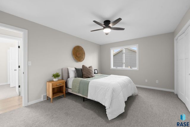 4704 S Nathan Ave Avenue, Sioux Falls, SD 57103