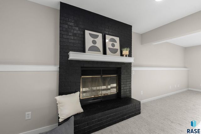 4704 S Nathan Ave Avenue, Sioux Falls, SD 57103