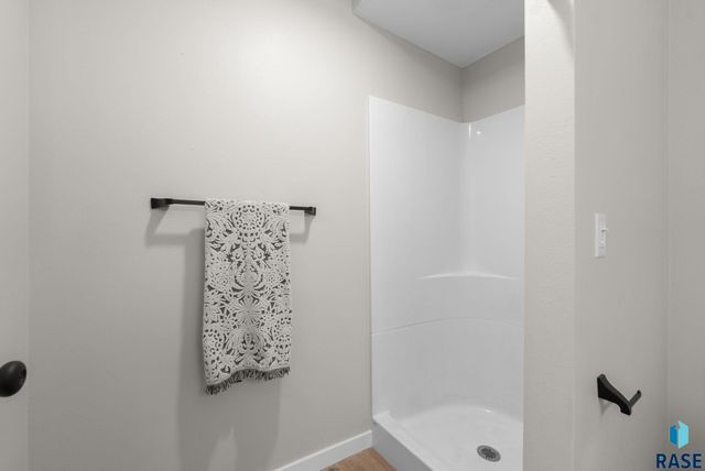 4704 S Nathan Ave Avenue, Sioux Falls, SD 57103
