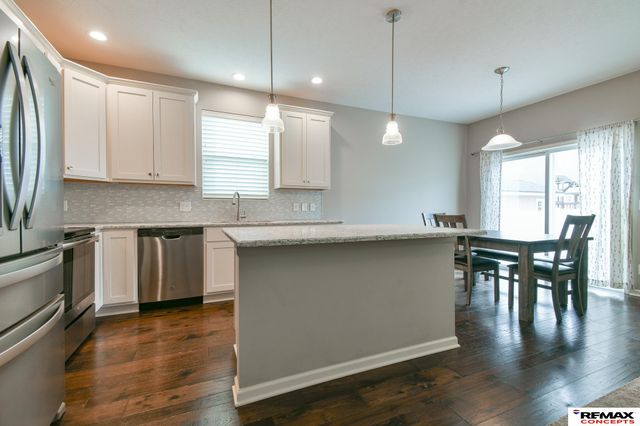 7011 NW 18th Street, Lincoln, NE 68521