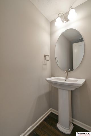 7011 NW 18th Street, Lincoln, NE 68521