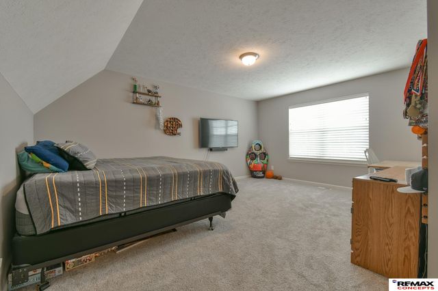 7011 NW 18th Street, Lincoln, NE 68521