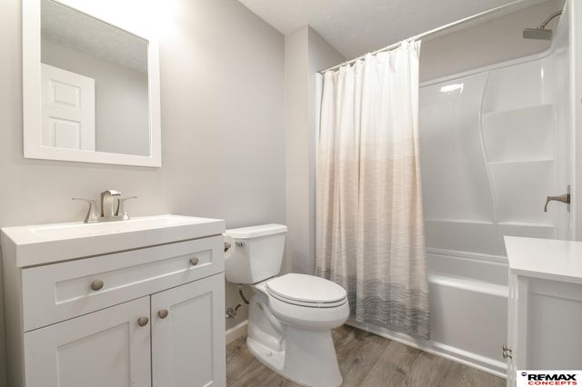 7011 NW 18th Street, Lincoln, NE 68521