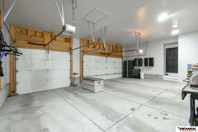 7011 NW 18th Street, Lincoln, NE 68521