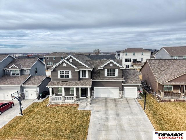 7011 NW 18th Street, Lincoln, NE 68521