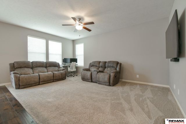 7011 NW 18th Street, Lincoln, NE 68521