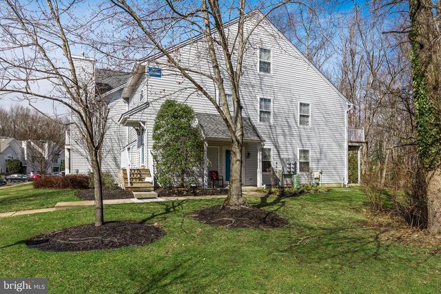 203 QUAIL RD, Marlton, NJ 08053
