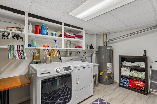 3105 Pleasant Street, West Des Moines, IA 50266