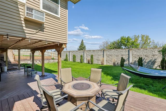 3105 Pleasant Street, West Des Moines, IA 50266