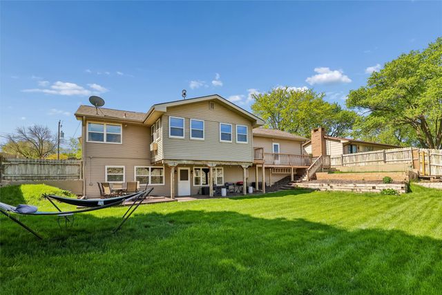 3105 Pleasant Street, West Des Moines, IA 50266