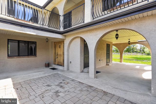 26 SUNSET RD, Royersford, PA 19468