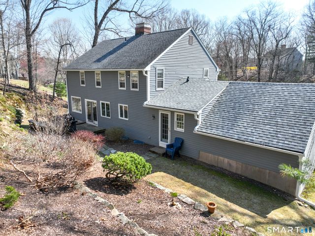 284 Farmcliff Drive, Glastonbury, CT 06033