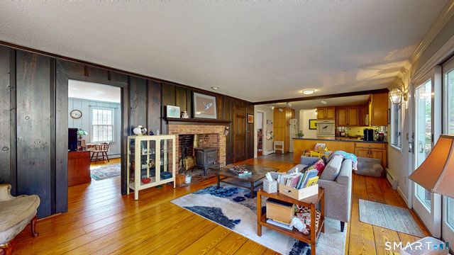 284 Farmcliff Drive, Glastonbury, CT 06033