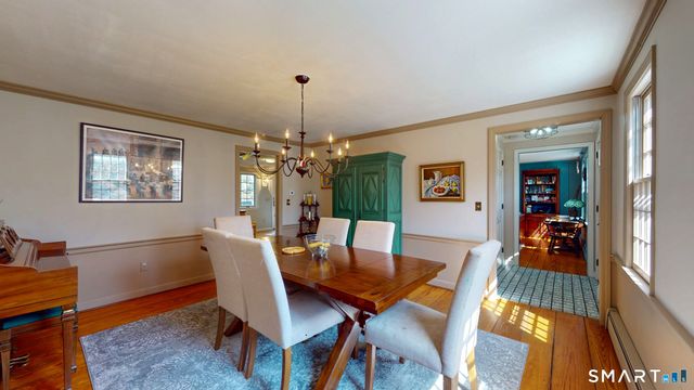 284 Farmcliff Drive, Glastonbury, CT 06033
