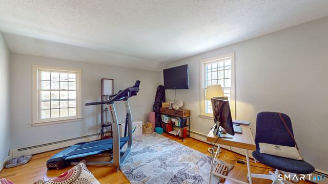 284 Farmcliff Drive, Glastonbury, CT 06033