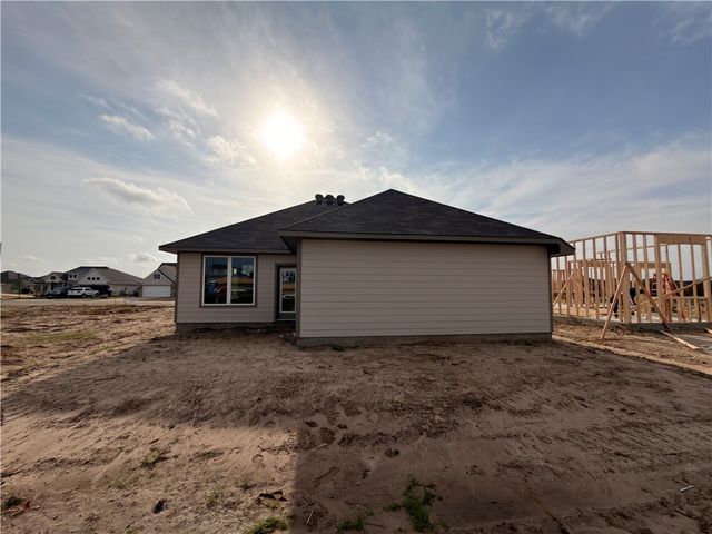 1913 Meridian Court, Bryan, TX 77807