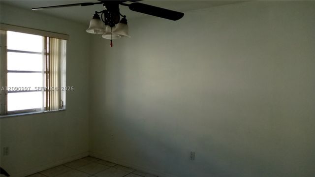 300 W 74th Pl 303, Hialeah, FL 33014