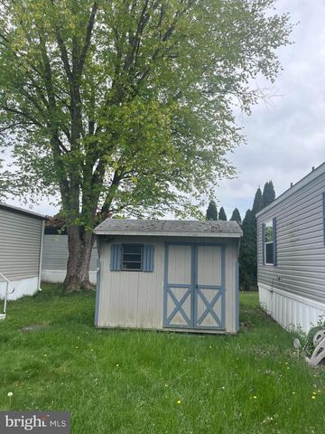 7319 HANSBURY DR, Morrisville, PA 19067