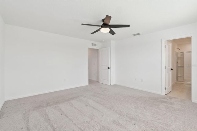 8700 SPORTSMAN LOOP, Groveland, FL 34736