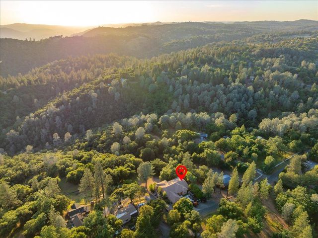 6340 Roller Coaster Rd, Garden Valley, CA 95633