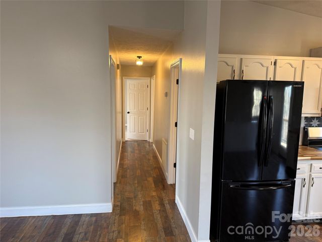 628 Hidden View Loop, Marion, NC 28752