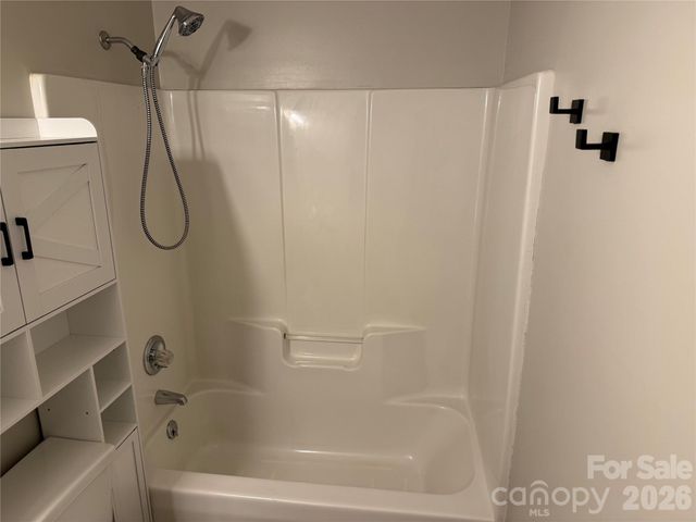 628 Hidden View Loop, Marion, NC 28752