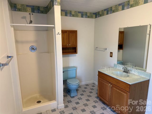 628 Hidden View Loop, Marion, NC 28752