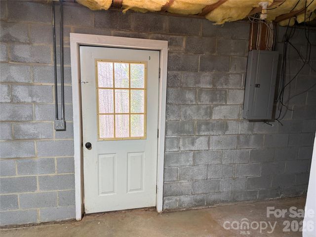 628 Hidden View Loop, Marion, NC 28752