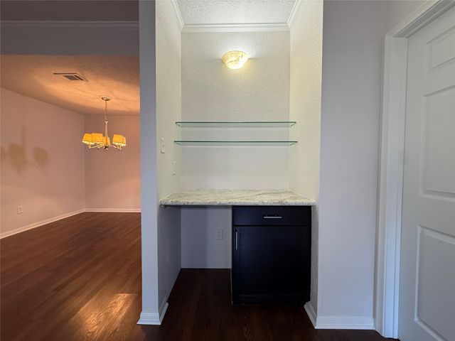 2125 Augusta Drive 83, Houston, TX 77057