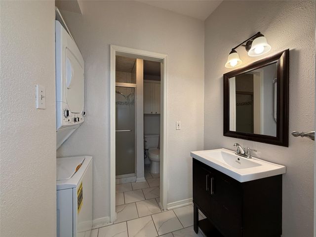 2125 Augusta Drive 83, Houston, TX 77057