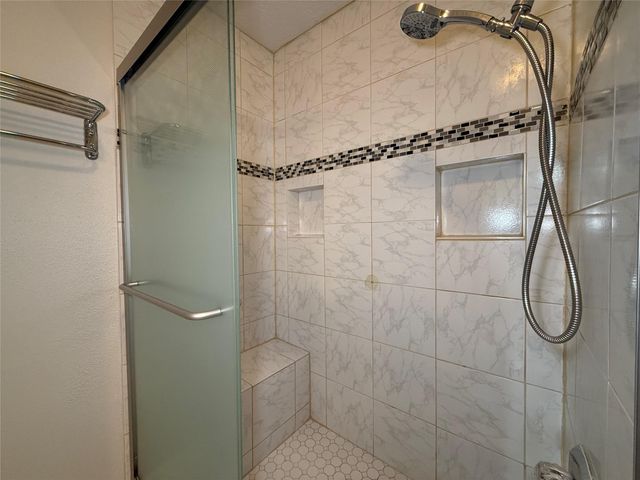 2125 Augusta Drive 83, Houston, TX 77057