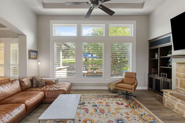 279 Rugged Earth DR, Austin, TX 78737