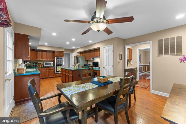 15500 EAGLE TAVERN LN, Centreville, VA 20120