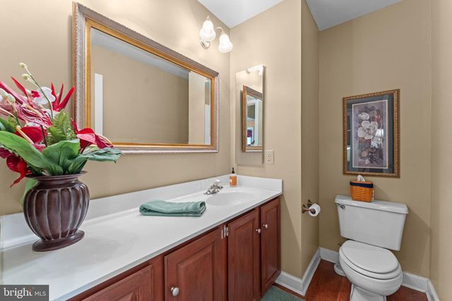 15500 EAGLE TAVERN LN, Centreville, VA 20120