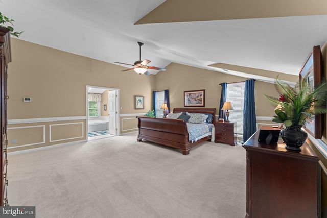15500 EAGLE TAVERN LN, Centreville, VA 20120