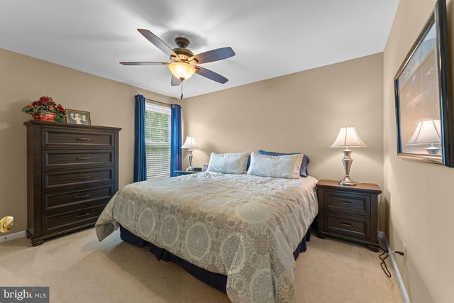 15500 EAGLE TAVERN LN, Centreville, VA 20120
