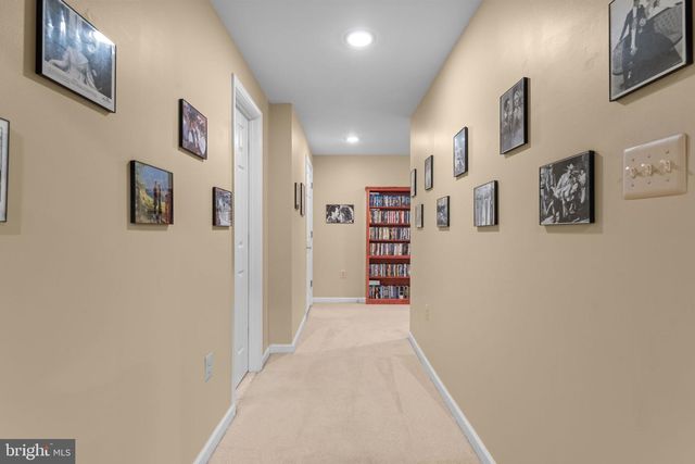 15500 EAGLE TAVERN LN, Centreville, VA 20120