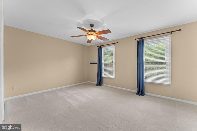 15500 EAGLE TAVERN LN, Centreville, VA 20120