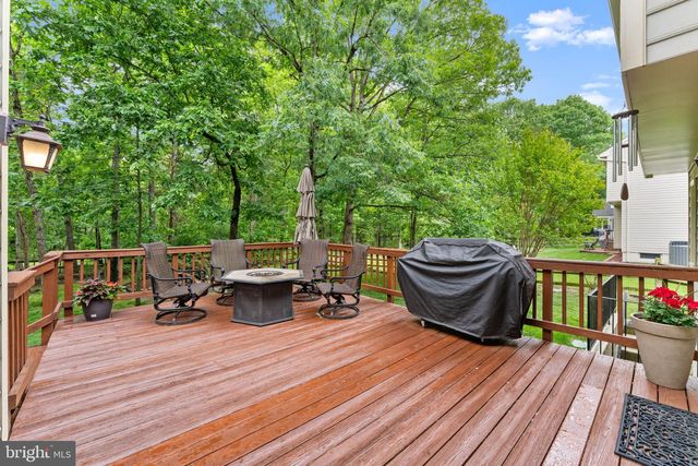 15500 EAGLE TAVERN LN, Centreville, VA 20120