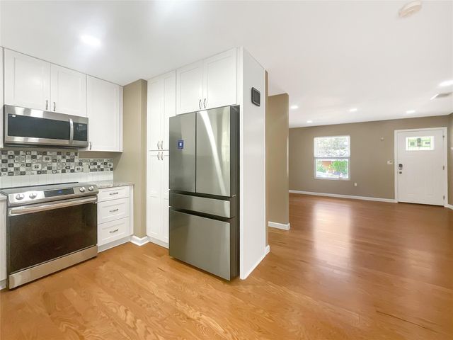 8801 Parkfield DR, Austin, TX 78758