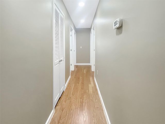 8801 Parkfield DR, Austin, TX 78758