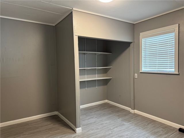 364 Woodlawn St, Sinton, TX 78387